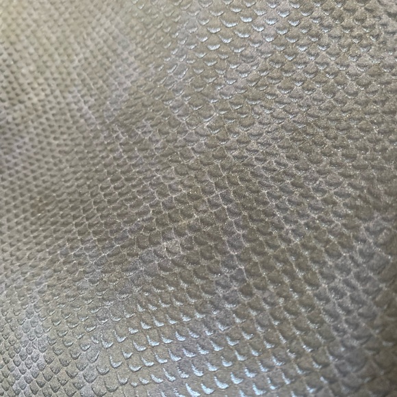 Ivanka Trump Blue Leather Tote Bag with Gold Detailing and Jacquard Interior - Picture 4 of 4